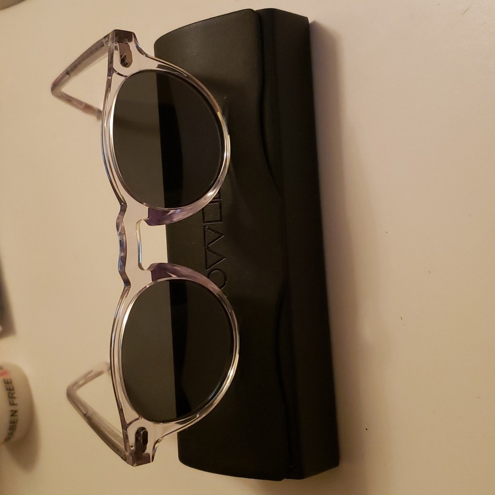 Oliver Peoples Gregory Peck sunglasses *Price Firm